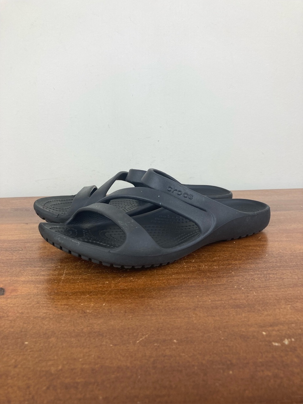 Crocs Kadee Iconic Comfort Black Slide Sandals 206756 Women's Size 8.